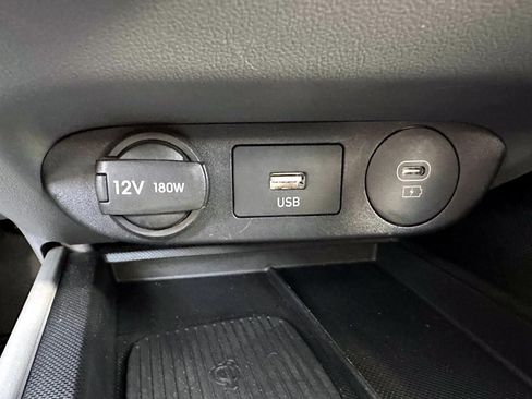 Used 2025 Hyundai Elantra Sport FWD image 25