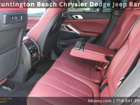 Used 2022 BMW X6 xDrive40i w/ Executive Package image 43