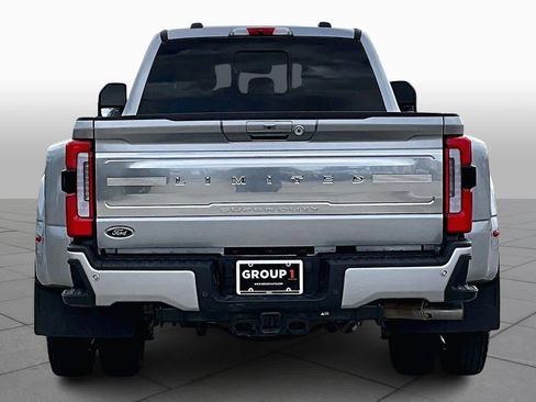 Used 2024 Ford F450 Limited image 8