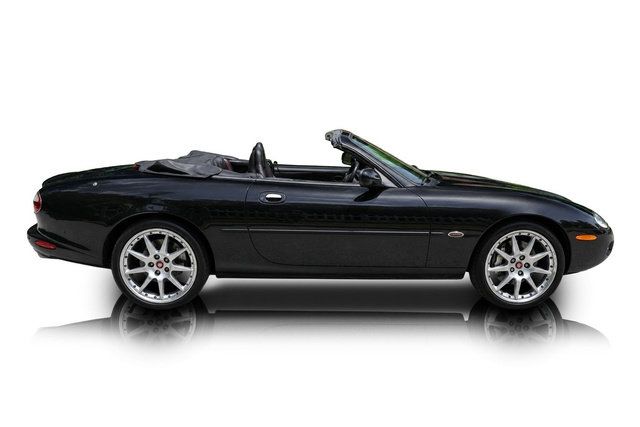 Used 2002 Jaguar XK8 Convertible RWD image 2