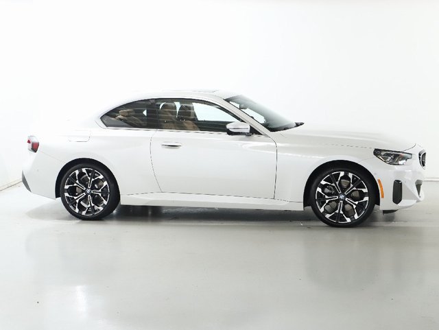 Used 2025 BMW 230i xDrive Coupe w/ Premium Package AWD/4WD image 13