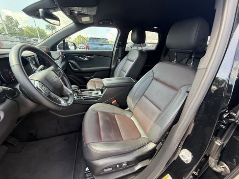Used 2025 Chevrolet Blazer RS FWD image 28