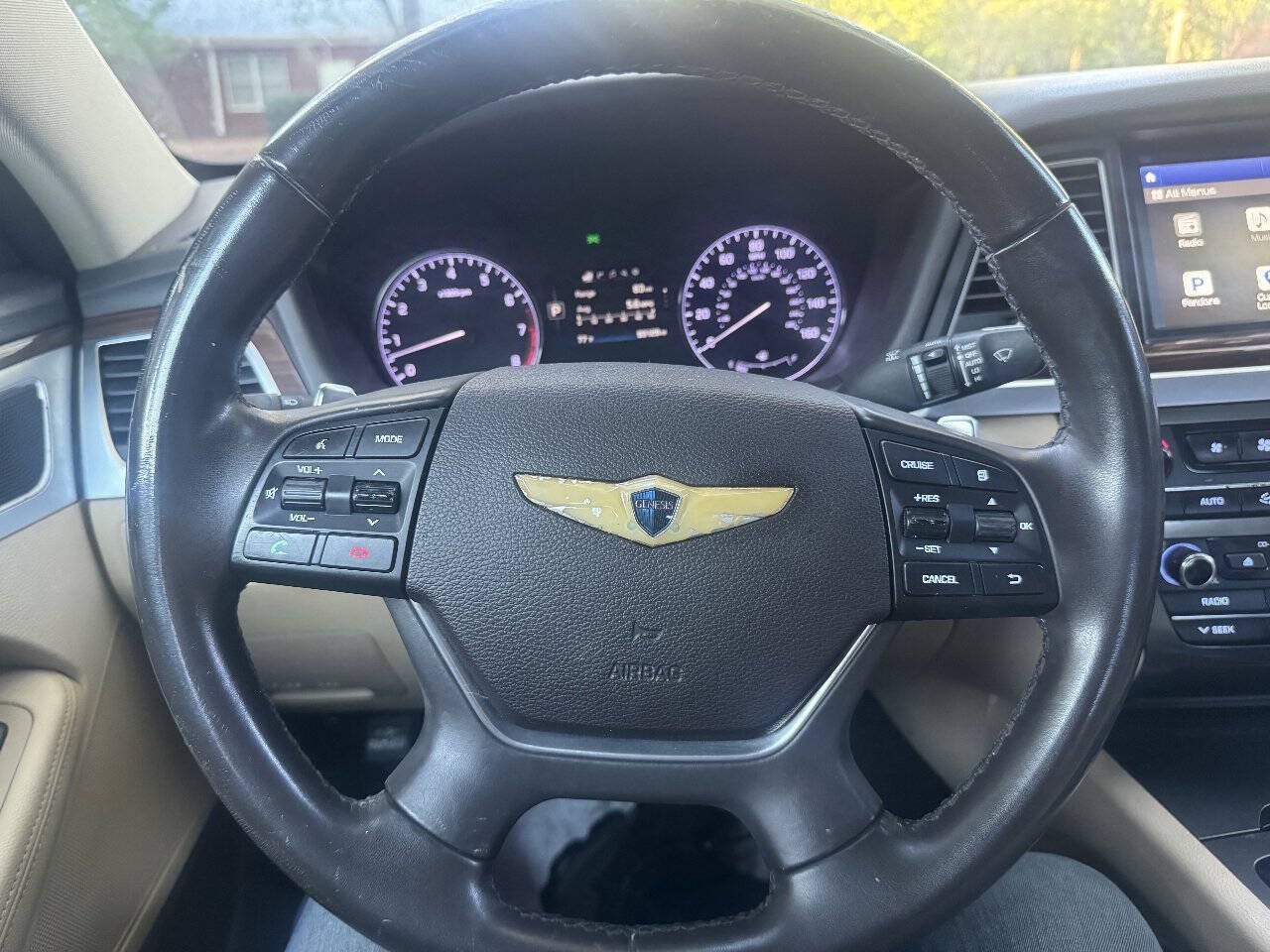 Used 2015 Hyundai Genesis 3.8 RWD image 28