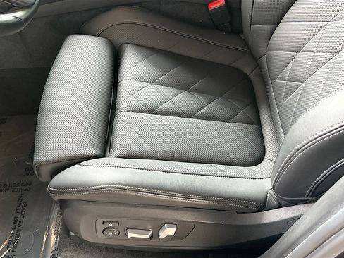 Certified 2023 BMW X5 sDrive40i w/ Executive Package image 19