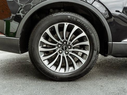 Used 2024 Lincoln Aviator Reserve image 38