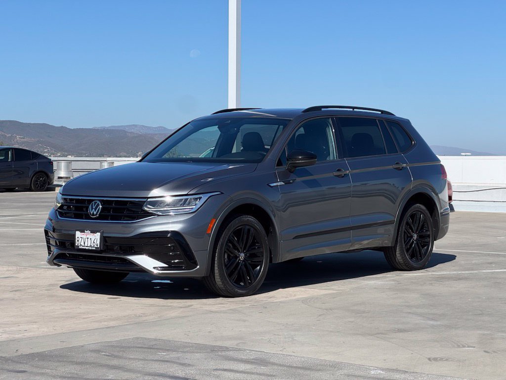 Used 2022 Volkswagen Tiguan SE R-Line FWD image 6