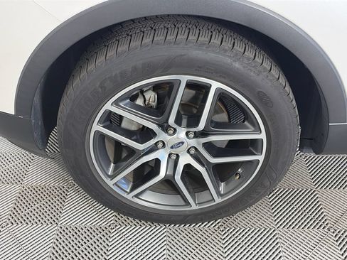Used 2017 Ford Explorer Sport w/ Equipment Group 401A AWD/4WD image 8