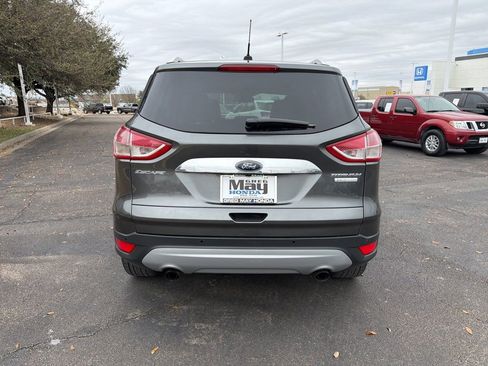 Used 2016 Ford Escape Titanium image 4