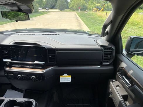 New 2026 Chevrolet Silverado 1500 RST w/ RST Select Package AWD/4WD image 34
