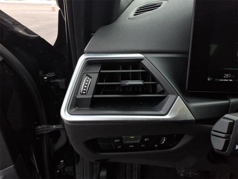 Used 2024 BMW 330i xDrive Sedan w/ Convenience Package image 19