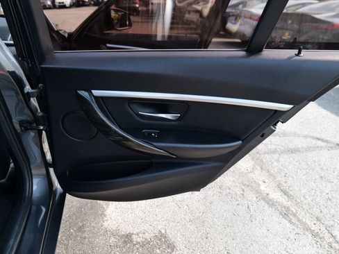 Used 2017 BMW 330i Sedan image 42