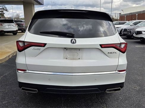 Used 2024 Acura MDX FWD w/ Technology Package image 11