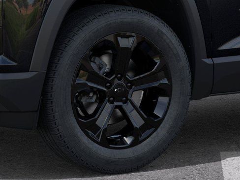 New 2026 Chevrolet Equinox LT w/ Convenience Package II FWD image 9