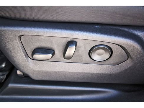 Used 2025 GMC Hummer EV 2X image 27