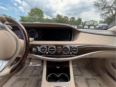 Used 2015 Mercedes-Benz S 63 AMG 4MATIC Sedan image 11