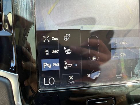 Used 2016 Volvo XC90 T6 Inscription w/ Vision Package AWD/4WD image 20