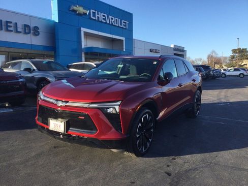 Used 2024 Chevrolet Blazer EV RS AWD/4WD image 3