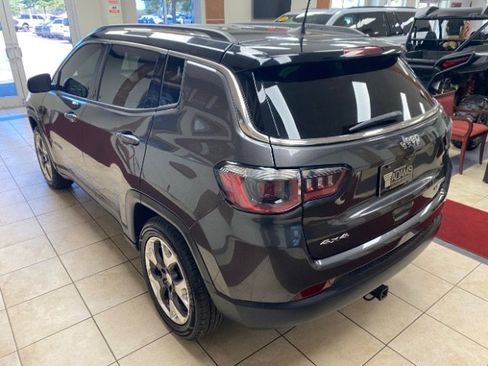 Used 2019 Jeep Compass Limited AWD/4WD image 5