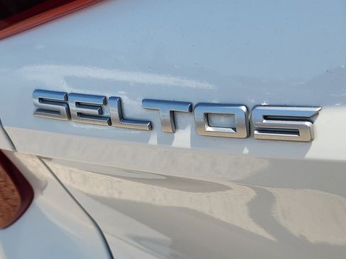 Used 2022 Kia Seltos SX AWD/4WD image 33