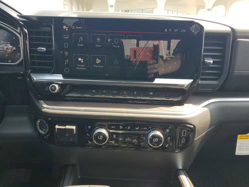 New 2026 GMC Sierra 1500 SLT AWD/4WD image 12