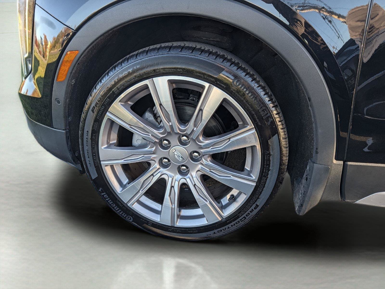 Used 2020 Cadillac XT4 Premium Luxury AWD/4WD image 8