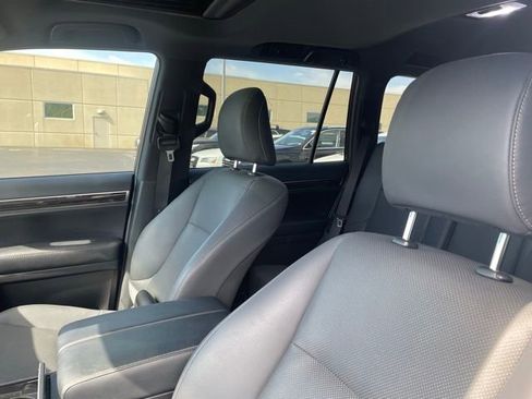 Used 2022 Lexus GX 460 Premium w/ Premium Plus Package AWD/4WD image 5