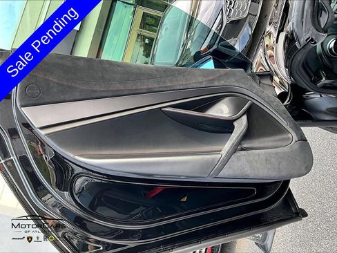 Used 2027 McLaren 750S Spider RWD image 21