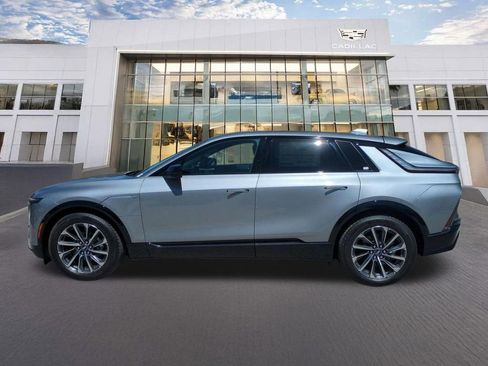 New 2026 Cadillac Lyriq Sport AWD/4WD image 5