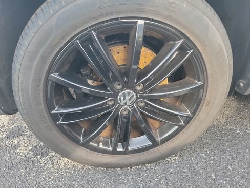 Used 2012 Volkswagen Tiguan S AWD/4WD image 6
