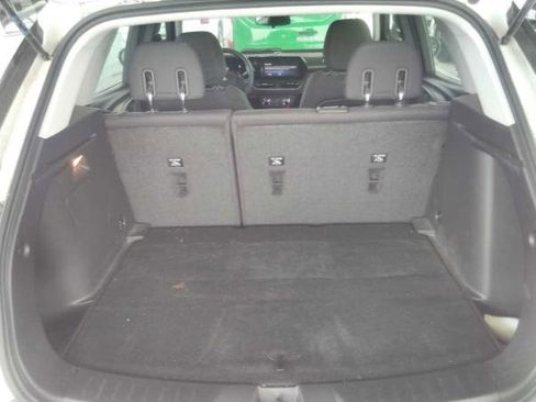 Used 2024 Chevrolet TrailBlazer LS w/ LS Confidence Package FWD image 3