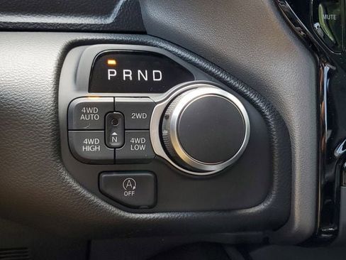 New 2025 RAM 1500 Big Horn image 33