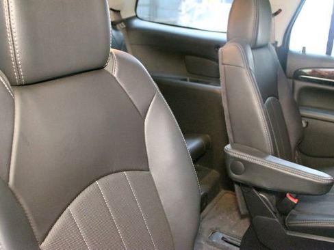 Used 2016 Buick Enclave Leather w/ Trailering Package, 4500 LBS. AWD/4WD image 14