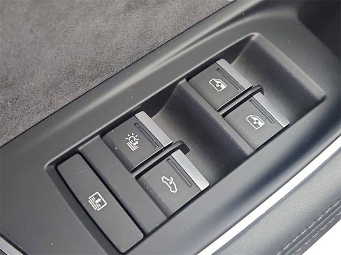 Used 2019 Audi A8 L 3.0T w/ Executive Package image 33