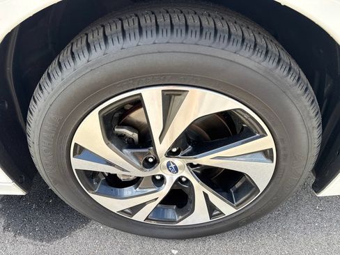 Used 2024 Subaru Legacy Premium AWD/4WD image 33