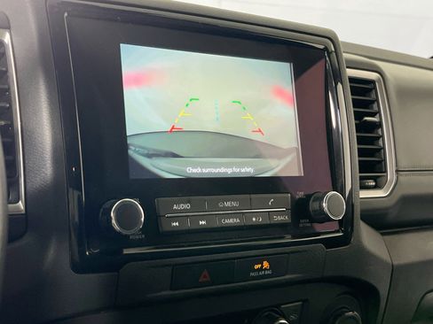 Used 2023 Nissan Frontier SV w/ SV Convenience Package image 13