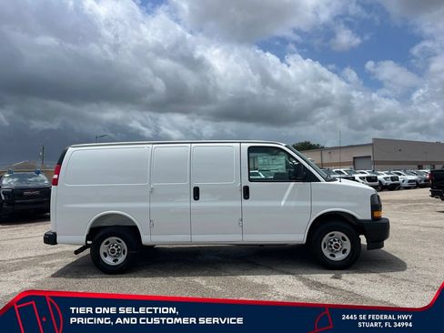 New 2026 GMC Savana 2500 RWD image 8
