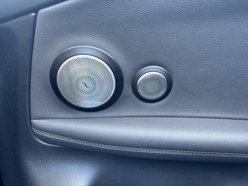 Used 2019 Mercedes-Benz C 300 4MATIC Cabriolet w/ Multimedia Package image 33