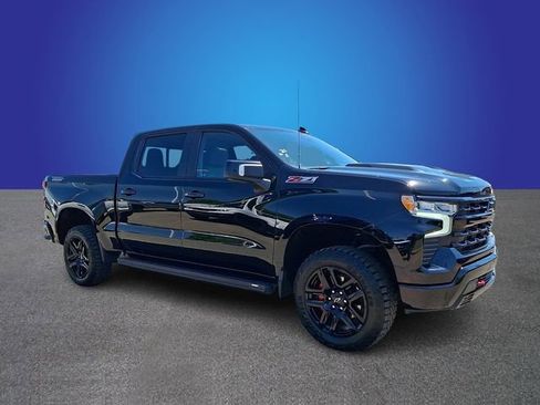 Used 2022 Chevrolet Silverado 1500 LT Trail Boss w/ LT Trail Boss Premium Package image 3