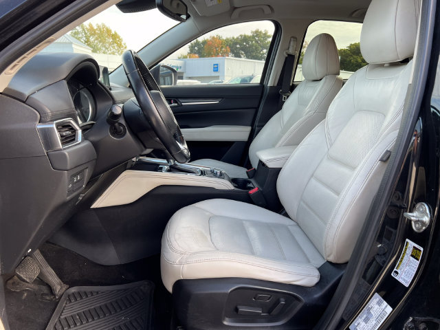 Used 2017 MAZDA CX-5 Grand Touring AWD/4WD image 3
