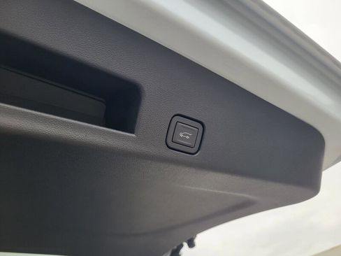 New 2026 GMC Acadia Elevation w/ Super Cruise Package image 8