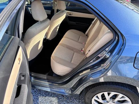 Used 2019 Toyota Corolla LE image 10