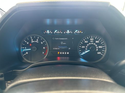 Used 2020 Ford F150 XLT w/ Equipment Group 302A Luxury AWD/4WD image 22
