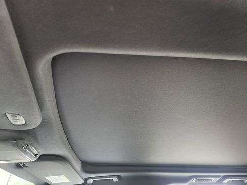 Used 2021 Ford Expedition Limited image 28