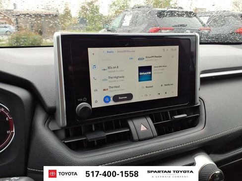 Used 2024 Toyota RAV4 XLE FWD image 21
