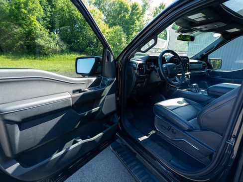 Used 2024 Ford F150 Lariat w/ Bed Utility Package AWD/4WD image 11