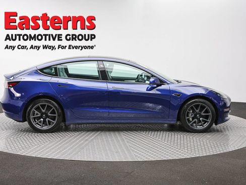 Used 2022 Tesla Model 3 Long Range AWD/4WD image 4