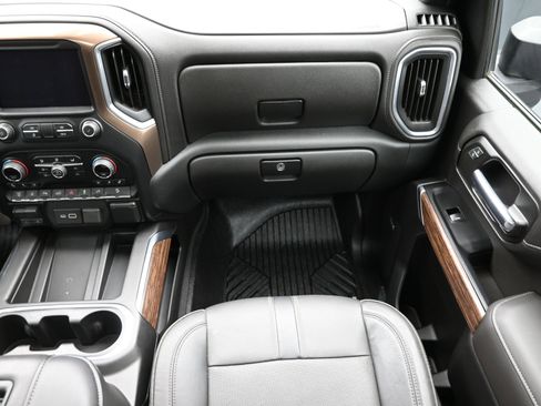 Used 2020 Chevrolet Silverado 2500 High Country w/ Z71 Off-Road Package image 37