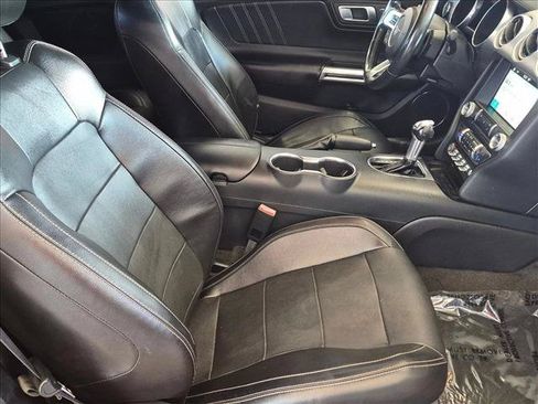 Used 2018 Ford Mustang GT Premium RWD image 18