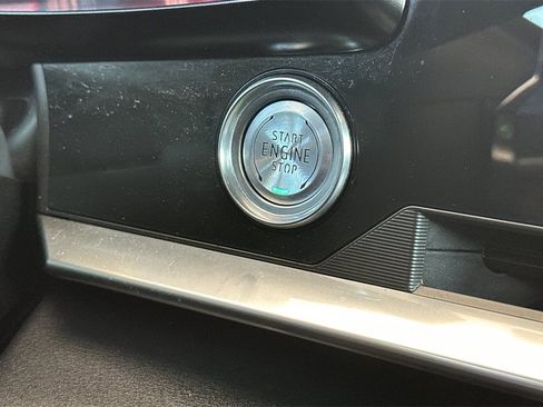 Used 2024 Chevrolet Corvette Stingray Coupe w/ Z51 Performance Package image 23