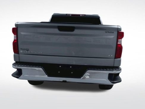 Used 2023 Chevrolet Silverado 1500 LT AWD/4WD image 7